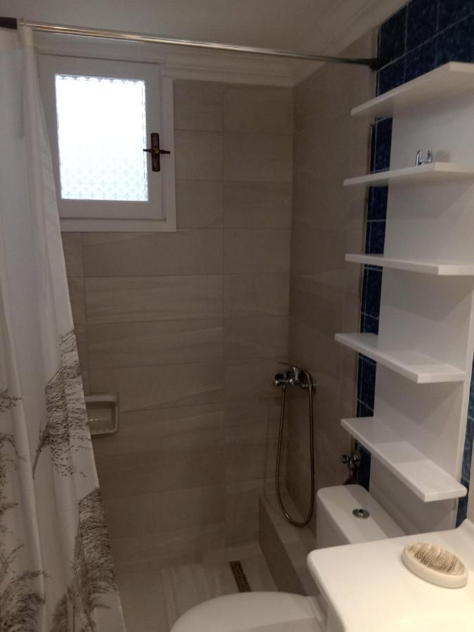 Menegis Apartment ไซคิย์นธอสทาวน์ ภายนอก รูปภาพ